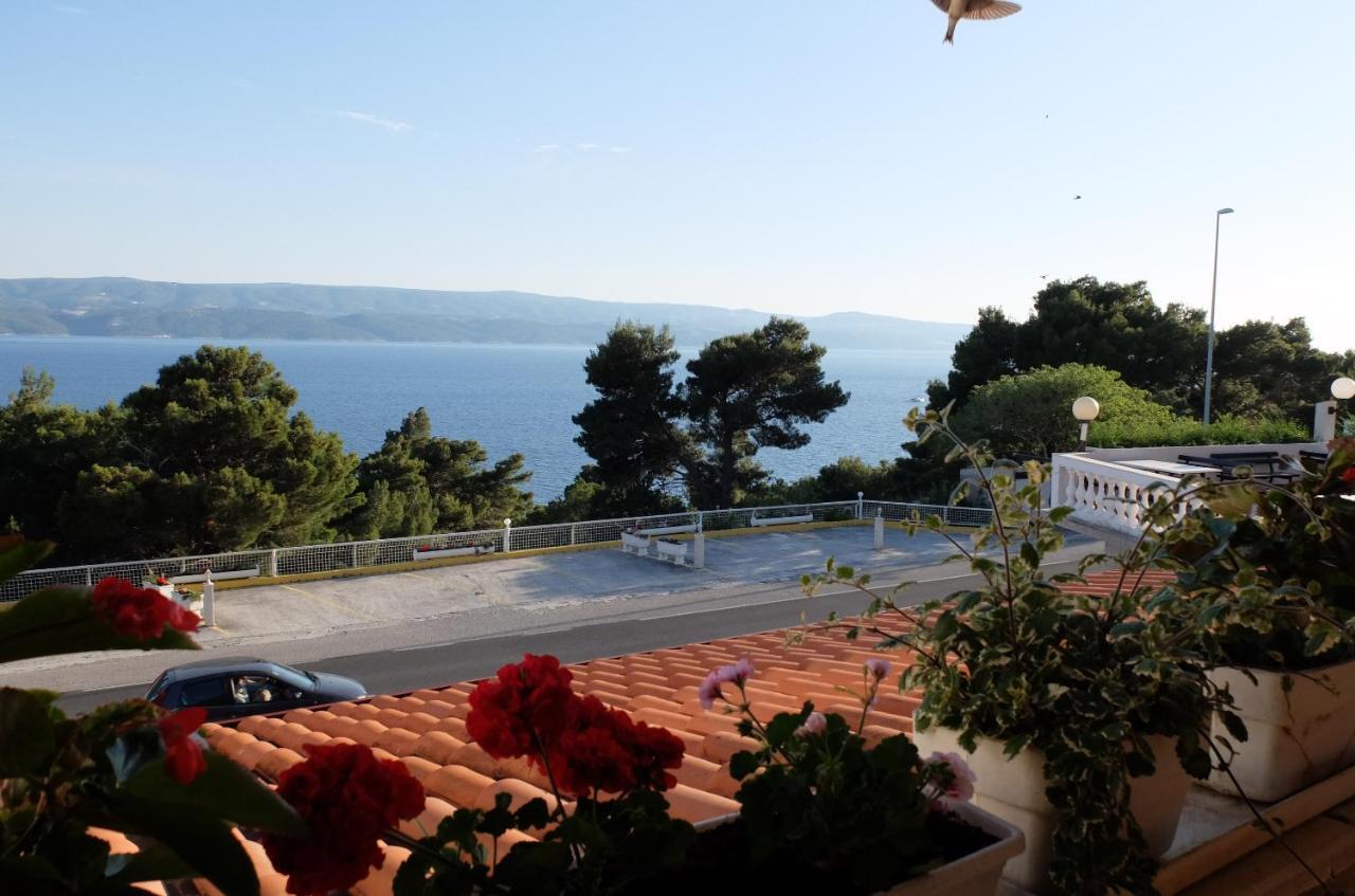 Villa Ljetni San Omis Bagian luar foto