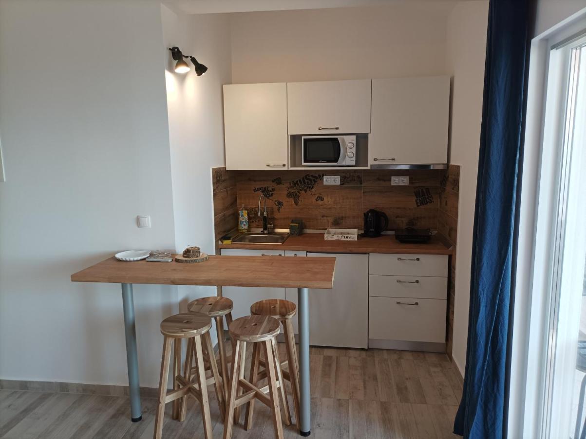 Villa Ljetni San Omis Bagian luar foto