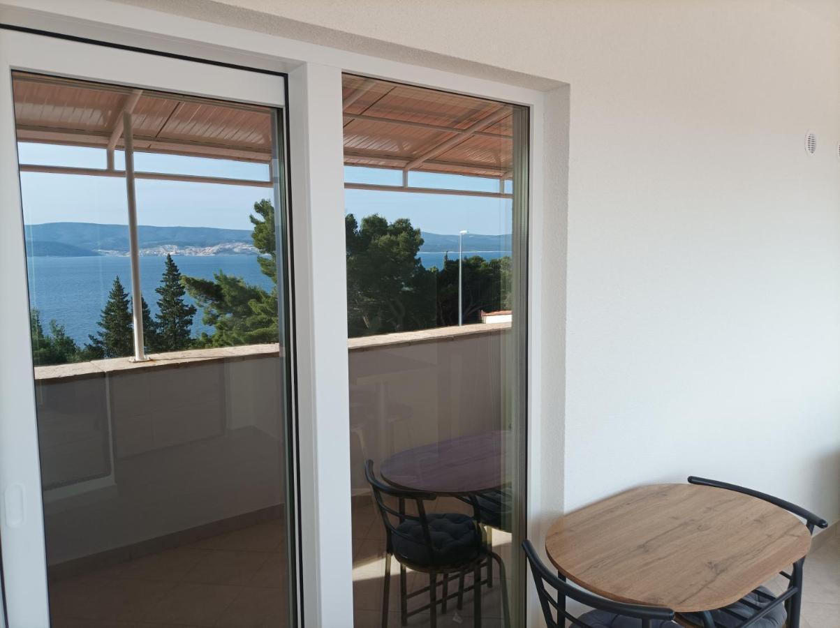 Villa Ljetni San Omis Bagian luar foto