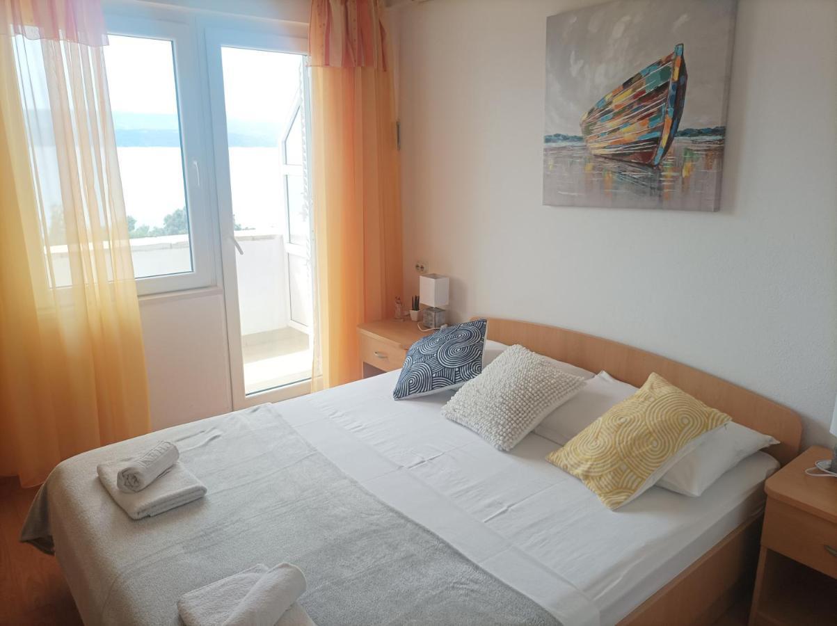 Villa Ljetni San Omis Bagian luar foto