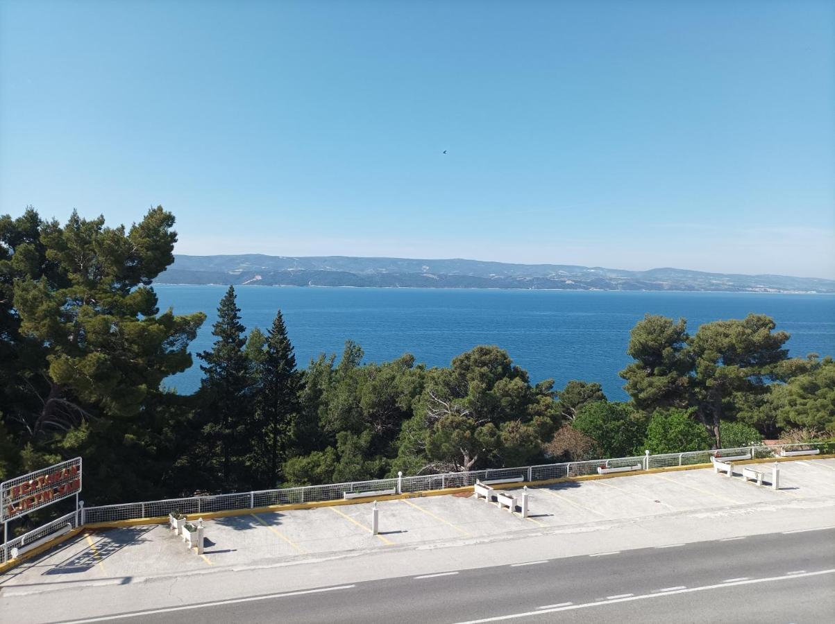 Villa Ljetni San Omis Bagian luar foto