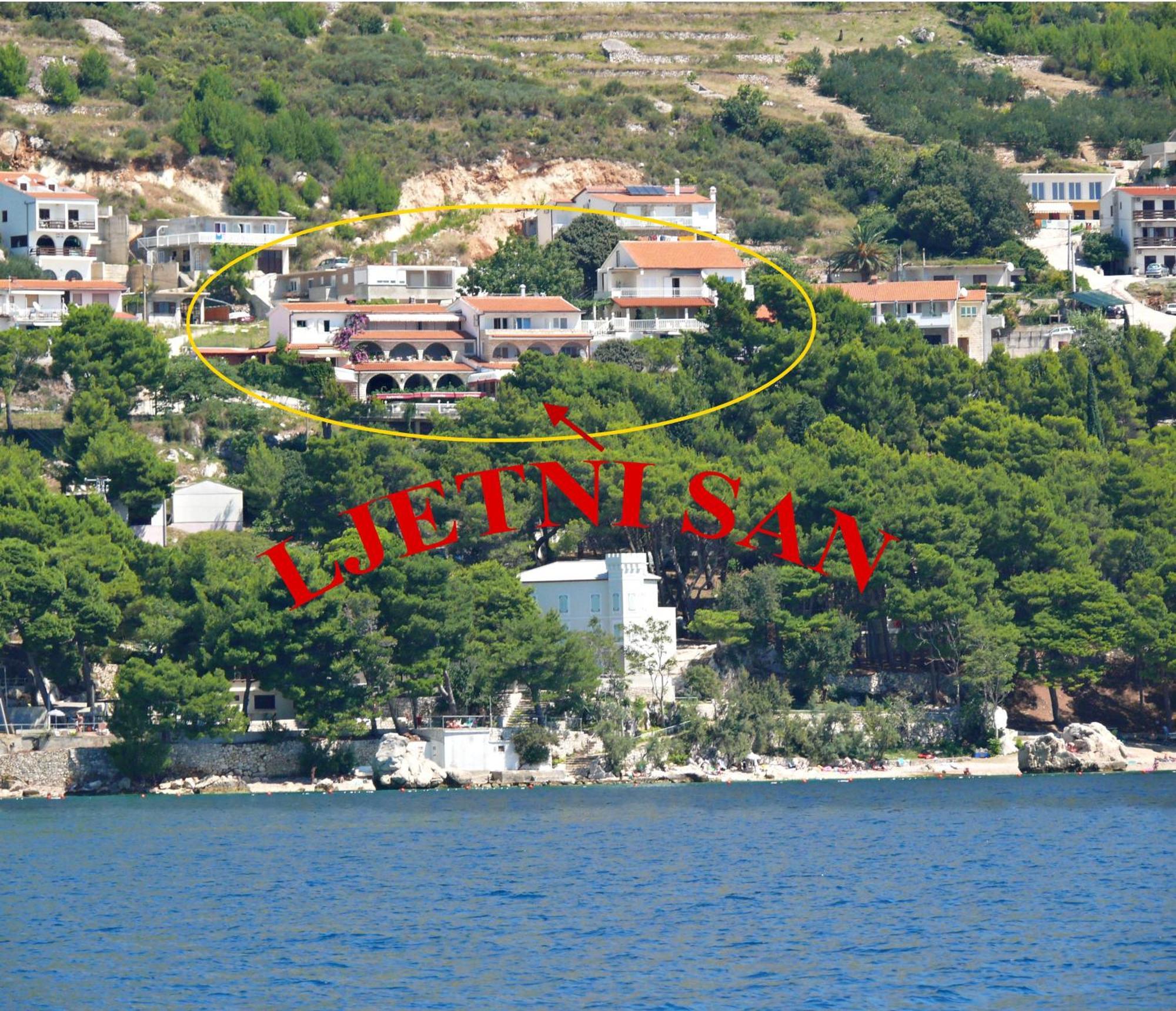 Villa Ljetni San Omis Bagian luar foto
